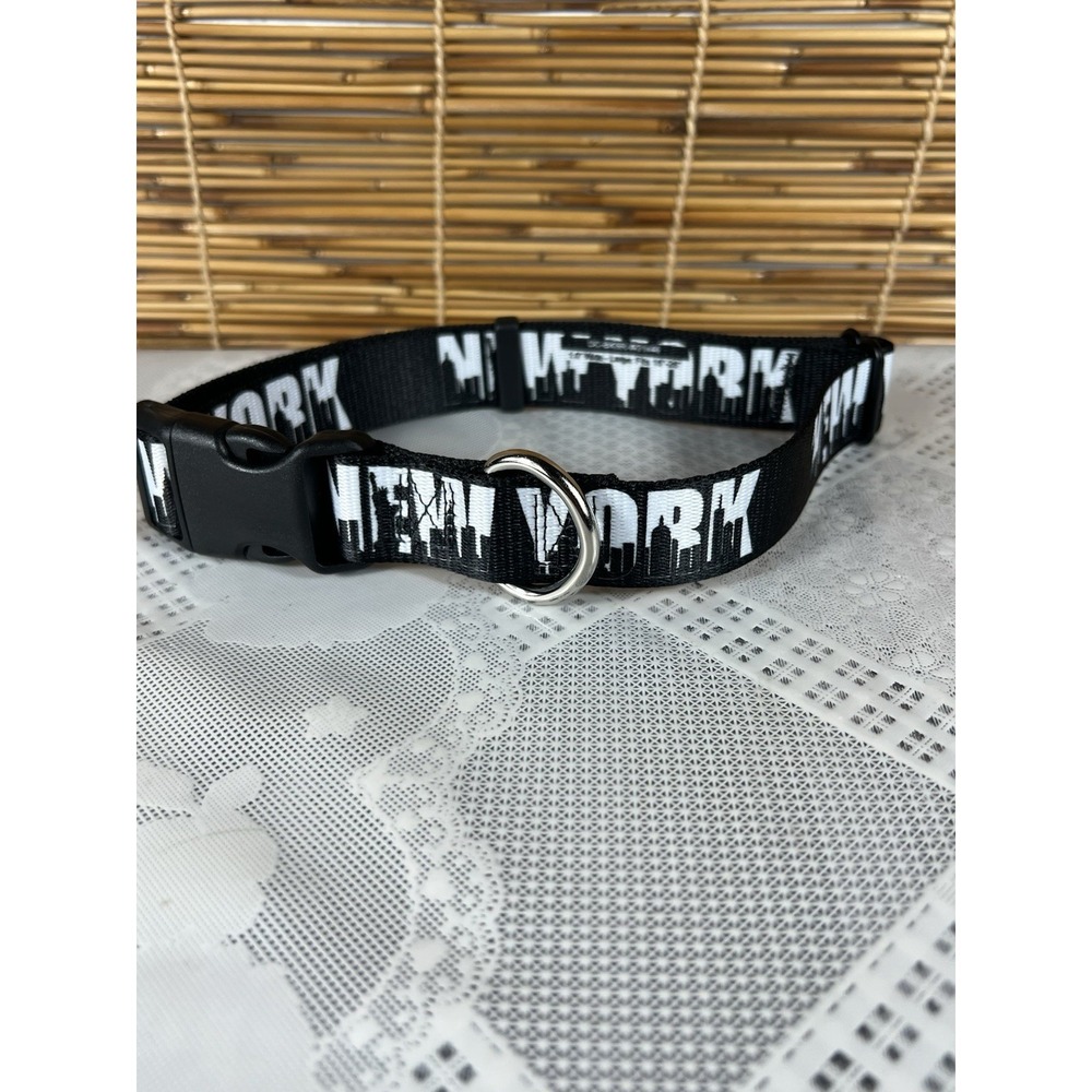 Buckle-down Dog Large New York Bold / Skyline Silhouette Black / 15"-26" Wide 1"